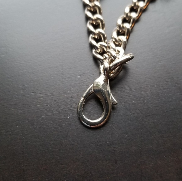 Guess purse charm - Picture 4 of 7